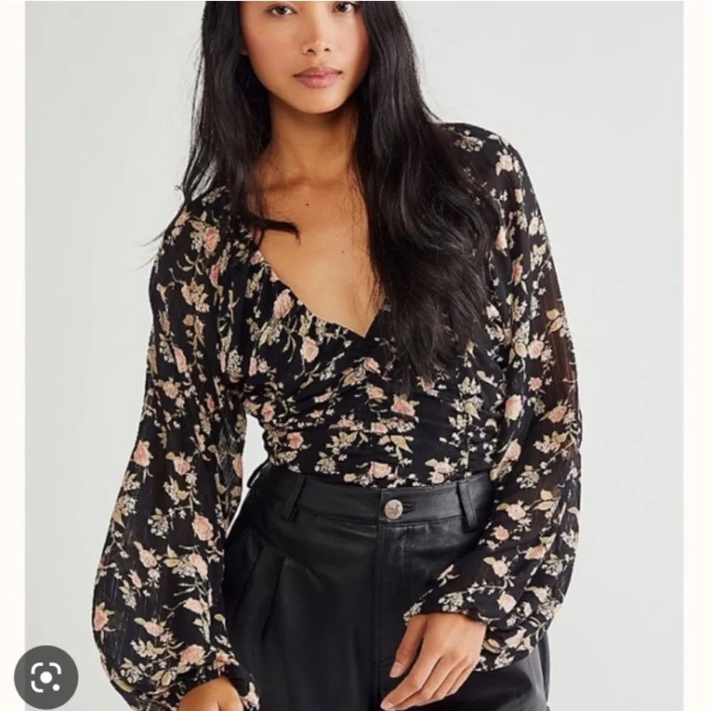 Free People Final Rose Blouse in Black Pink Size Small Balloon Sleeves